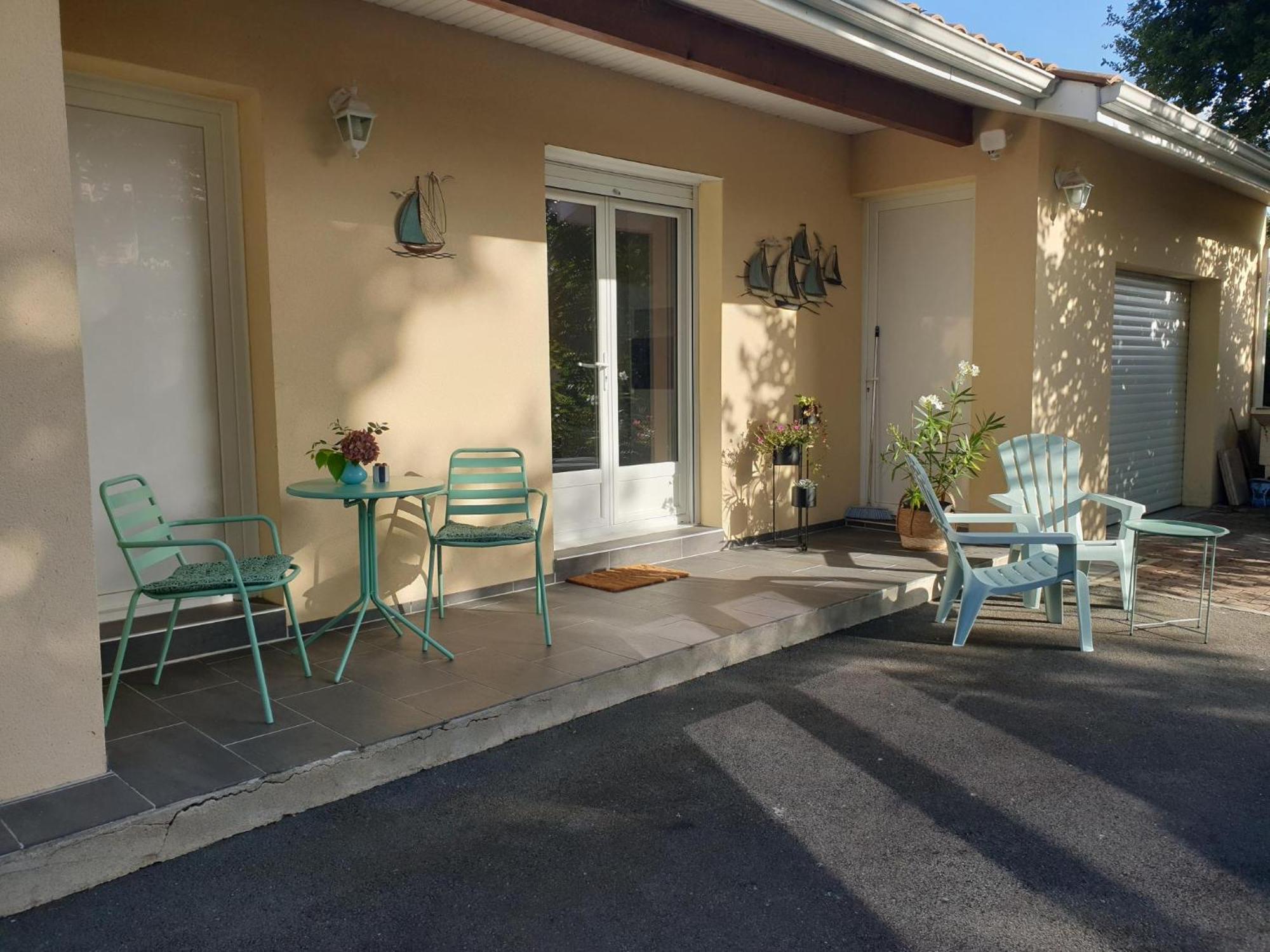 Chez Guillaume Et Bequie Homestay Biganos